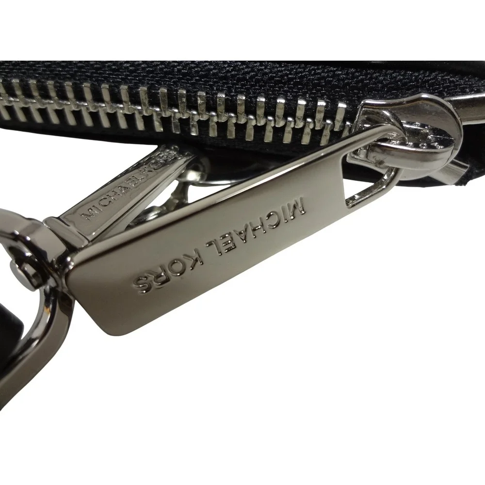 Michael Kors Signature Logo White Black Crossbody Bag 3-in-1 Clutch Pouch - Picture 10 of 11